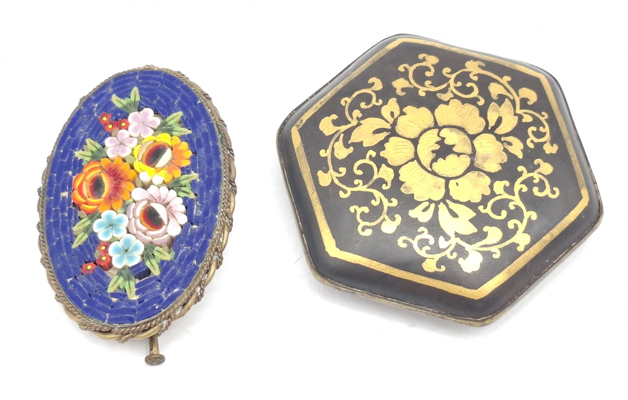 1058 · BELT BUCKLE AND BROOCH