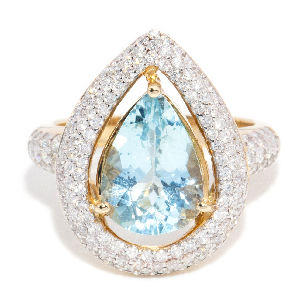 68 · Aquamarine & Diamond 14ct Gold Ring