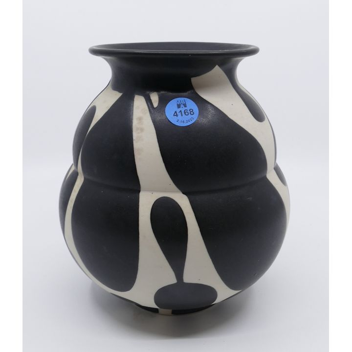 Sam Scott Black & White Porcelain Vase- 7''