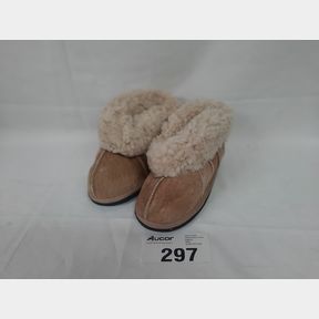 SNOOGZZZ GENUINE SHEEP WOOL SLIPPERS UNISEX - TAUPE SIZE 6