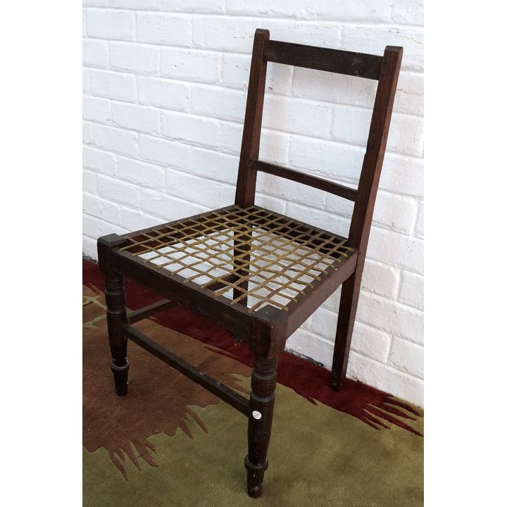 19TH CENTURY TEAK RIEMPIE CHAIR