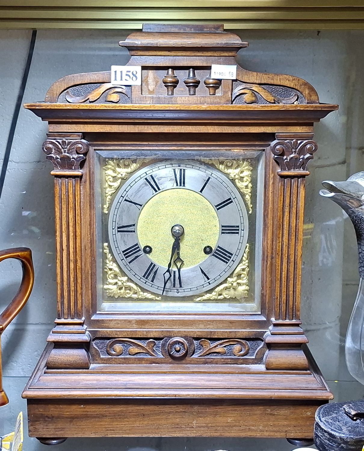 WOODEN CASED MANTLE CLOCK
