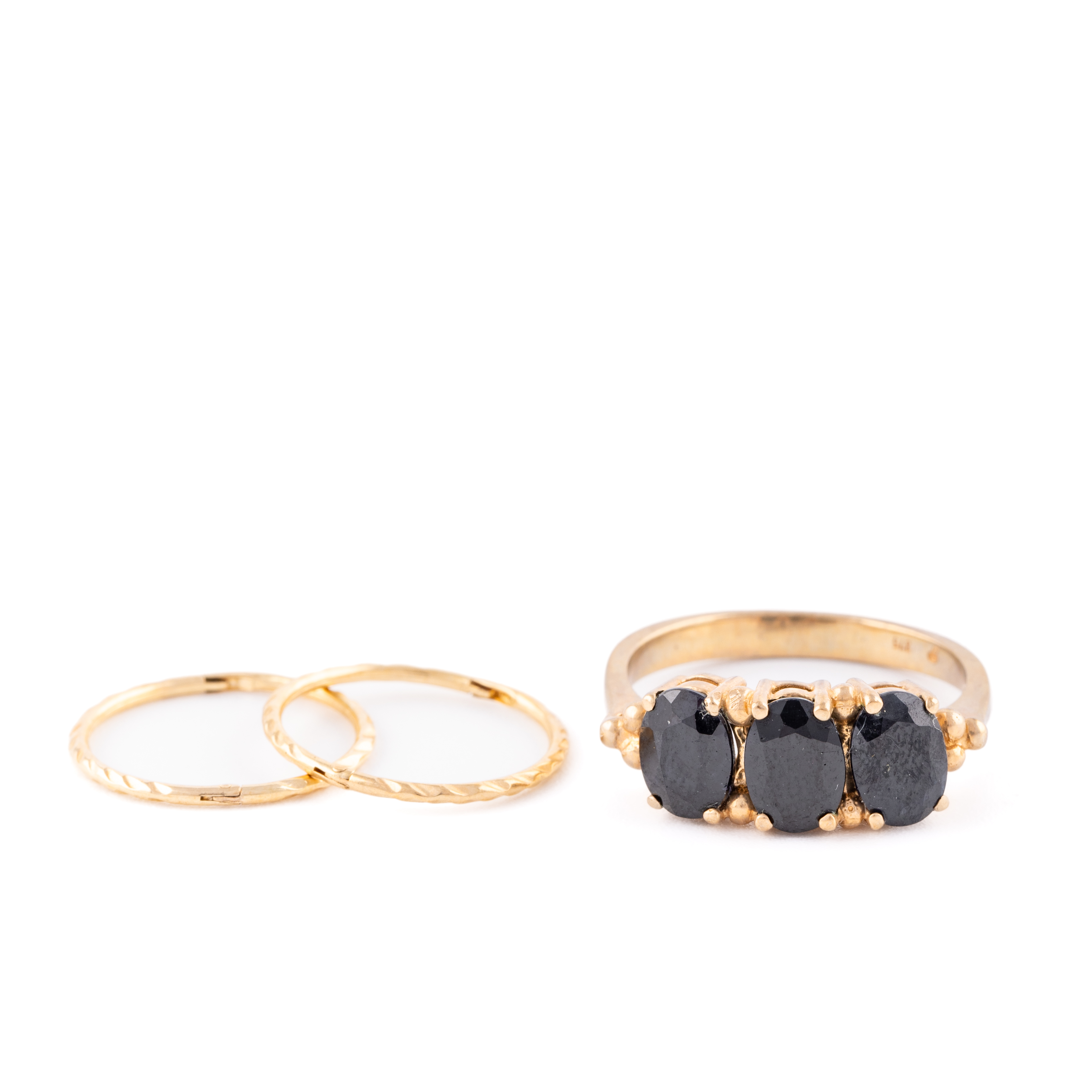 357 · Sapphire & Earrings 9ct Gold