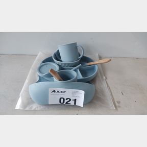 8 PIECE BABY TODDLER SILICONE FEEDING SET - BLUE GREY - 0-36 MONTHS -