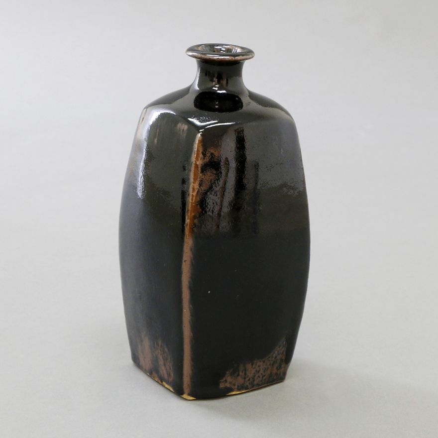 Mashiko Pottery, Bottle vase