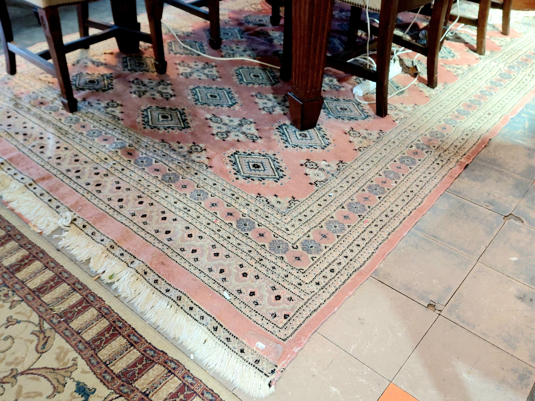 73 · HAND KNOTTED PURE WOOL