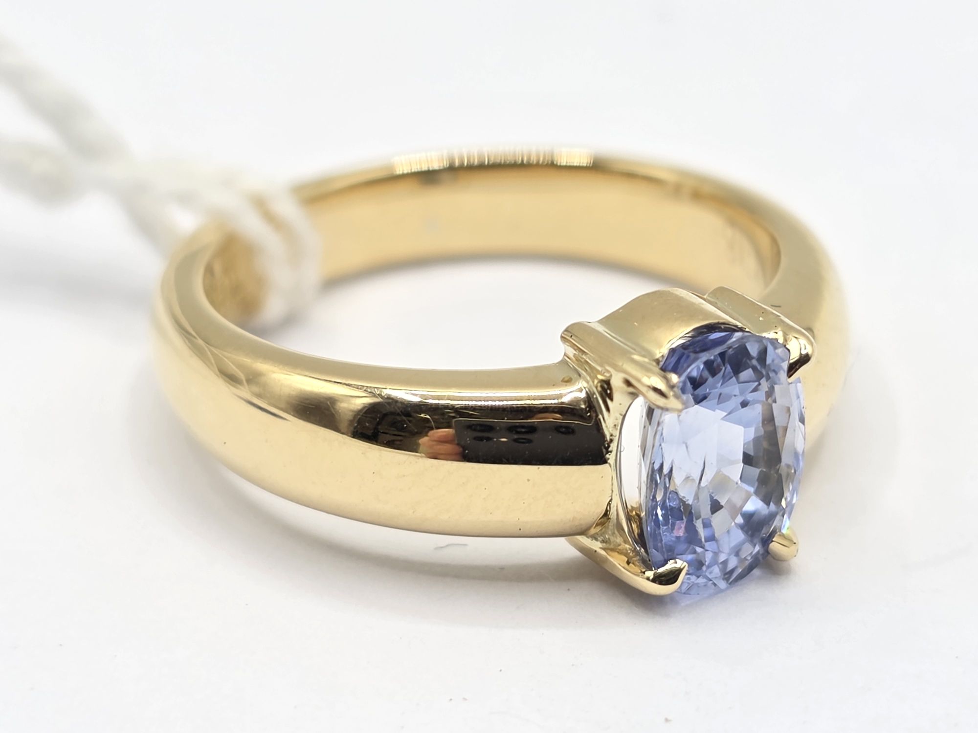 18ct Gold Sapphire Ring