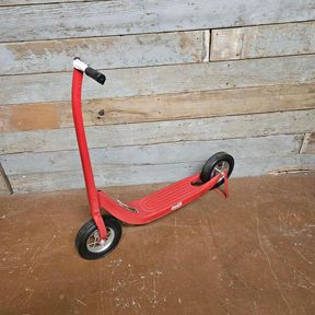 Vintage Radio Line Restored Coca-Cola Themed Kick Scooter