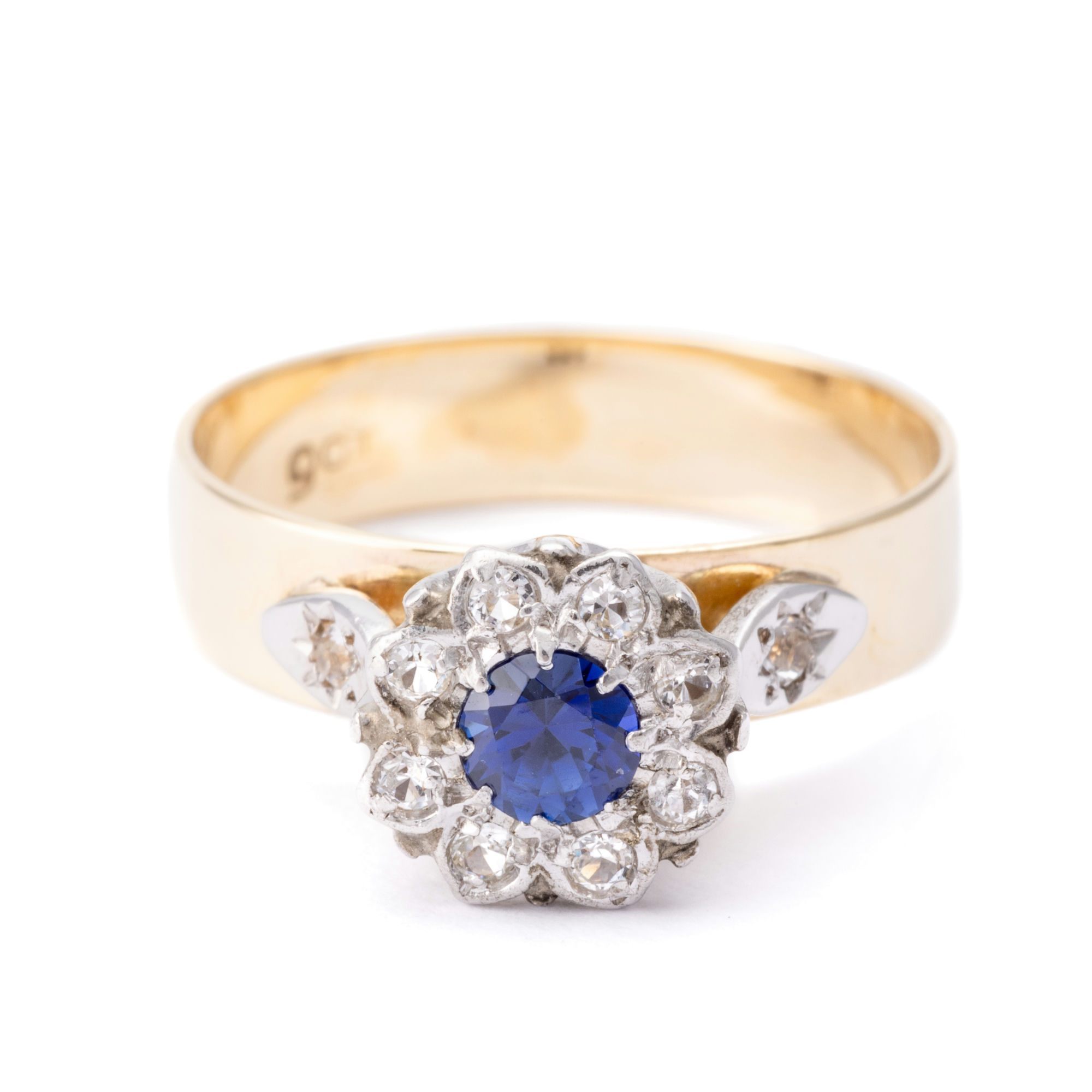 Vintage Ring 9ct Gold,