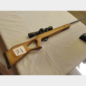 Benjamin Titan NP 22cal Pellet Gun with Center Point Scope