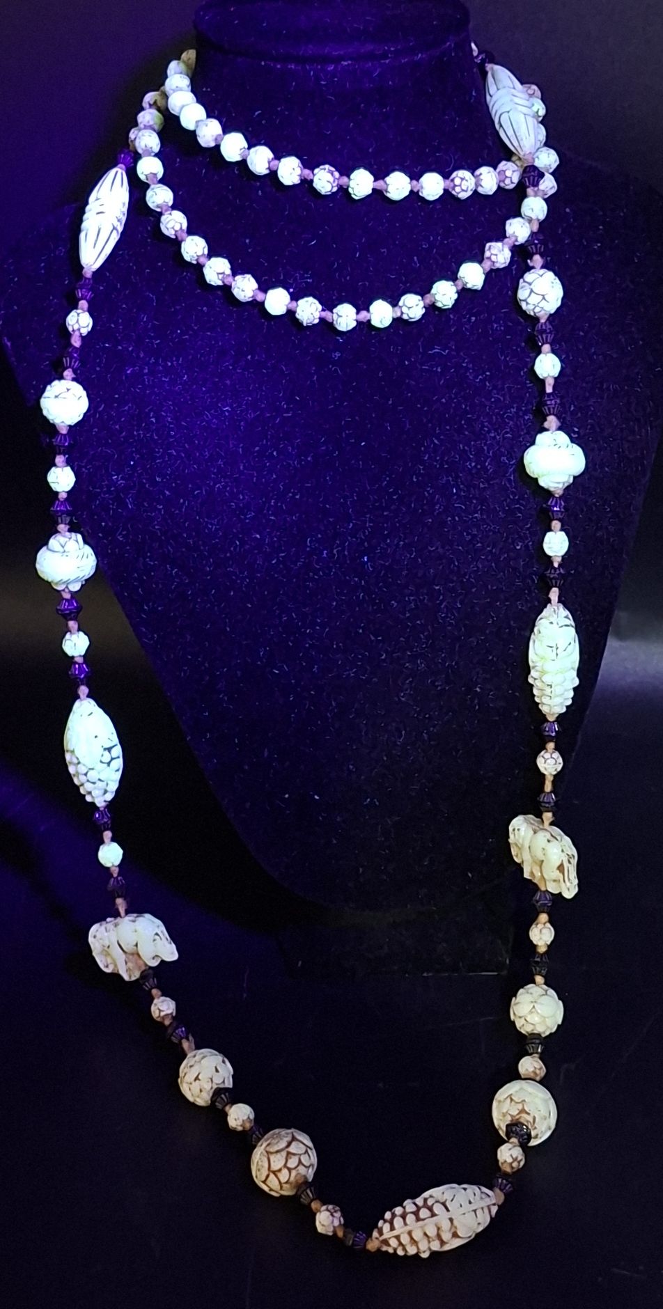 1189 · COSTUME NECKLACE