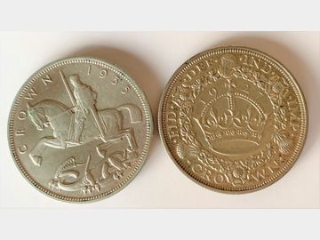 1927 GEORGE V WREATH CROWN & 1935 ROCKING HORSE CROWN