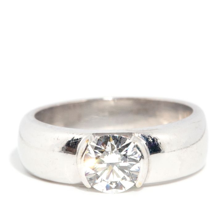 18 Carat White Gold Ring with 1.02 Carat Diamond,