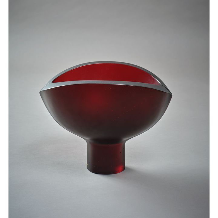 Ann Robinson 'Splitting Pod'