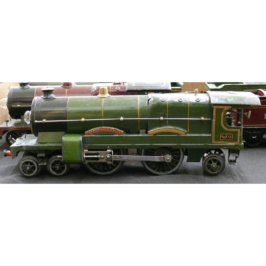 Hornby 4073 Caer Philly Castle Train Engine