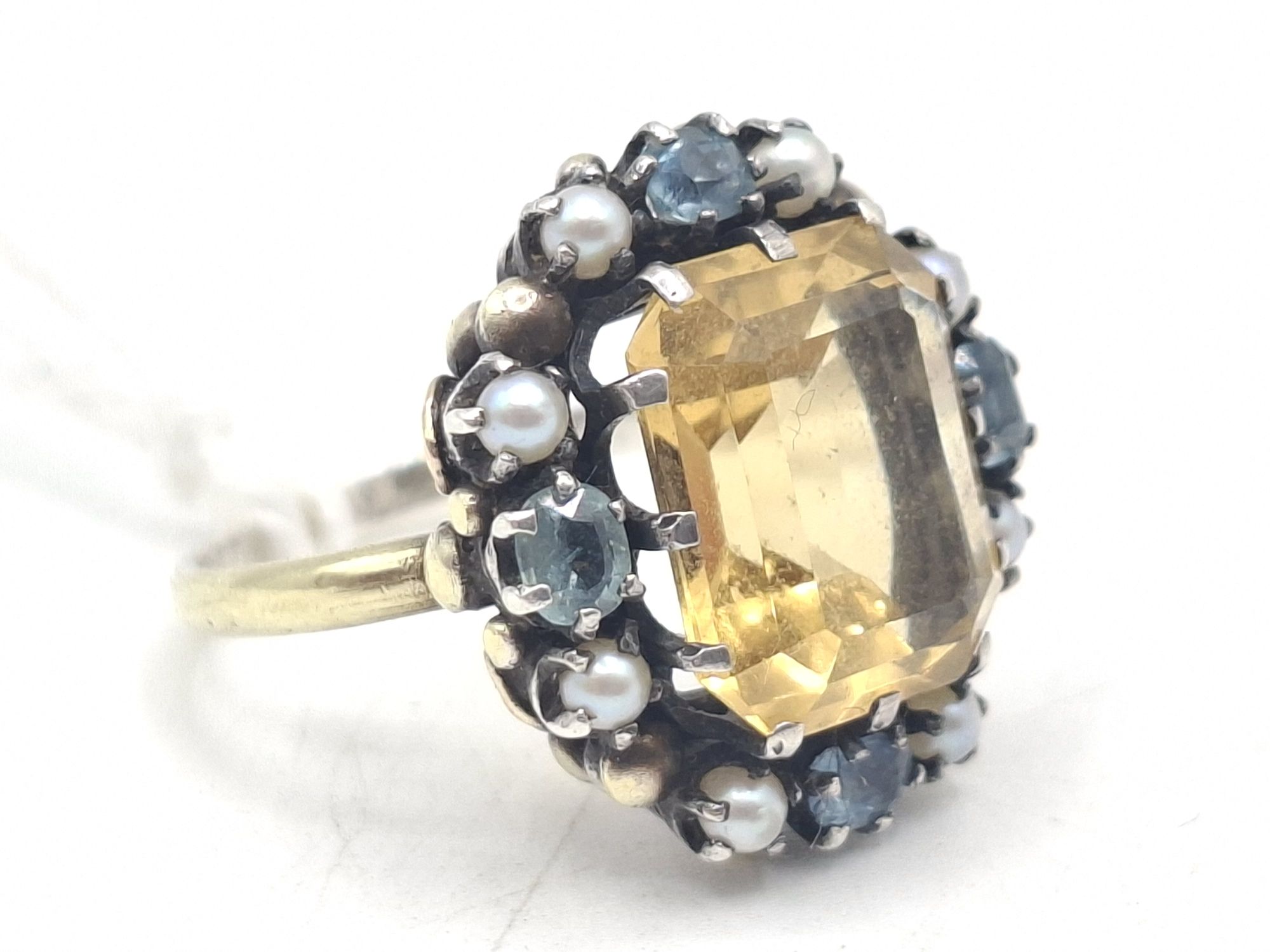 283 · ANTIQUE 15CT CITRINE DRESS RING