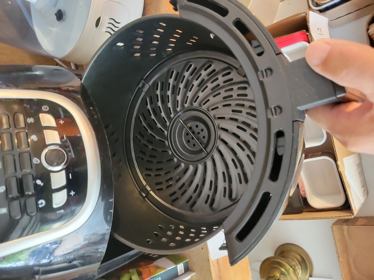 Power XL Air Fryer, with books Midwest Auctions, LLC