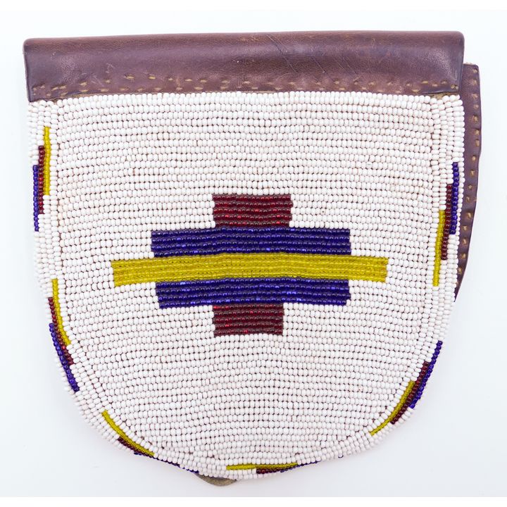 Old Plains Indian Beaded Leather Belt Bag