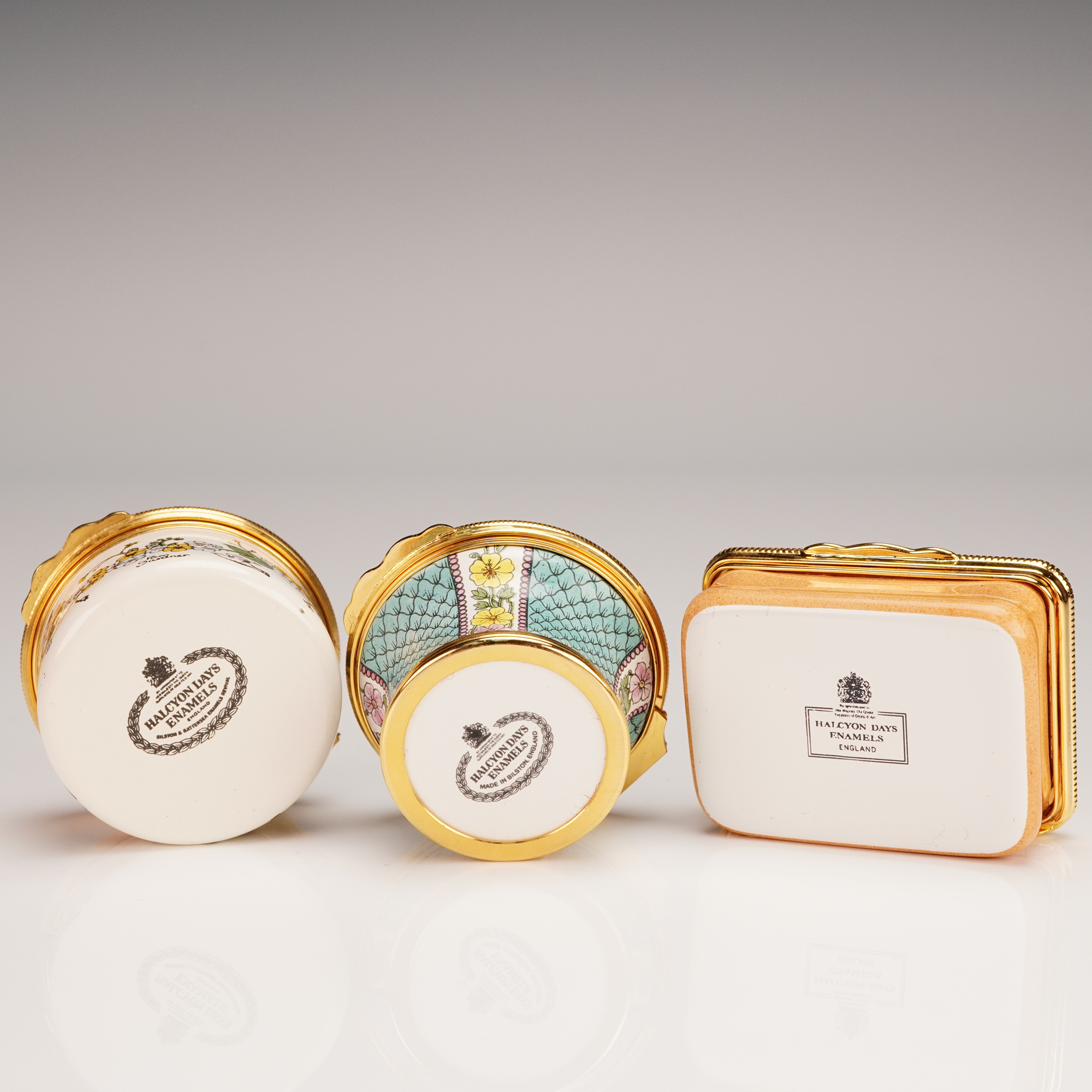 未使用 HALCYON DAYS ENAMELS 1983 インテリア Vintage Halcyon Days Enamel Box with Pink and Yellow Flowers