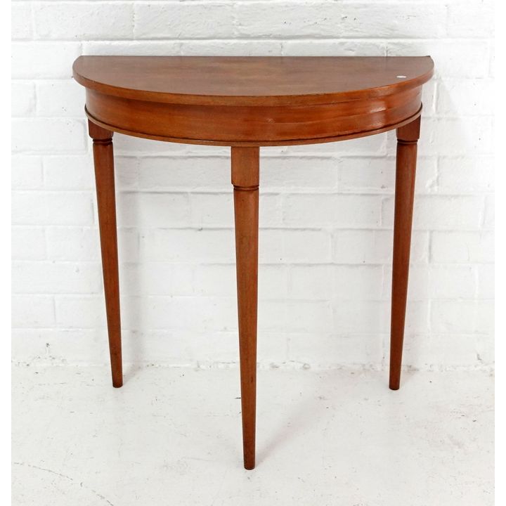 DEMI-LUNE TABLE