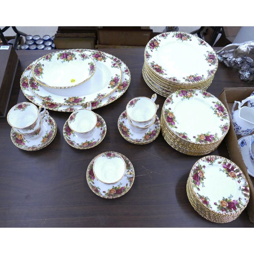 45pc Royal Albert 'Old Country Roses' Bone China