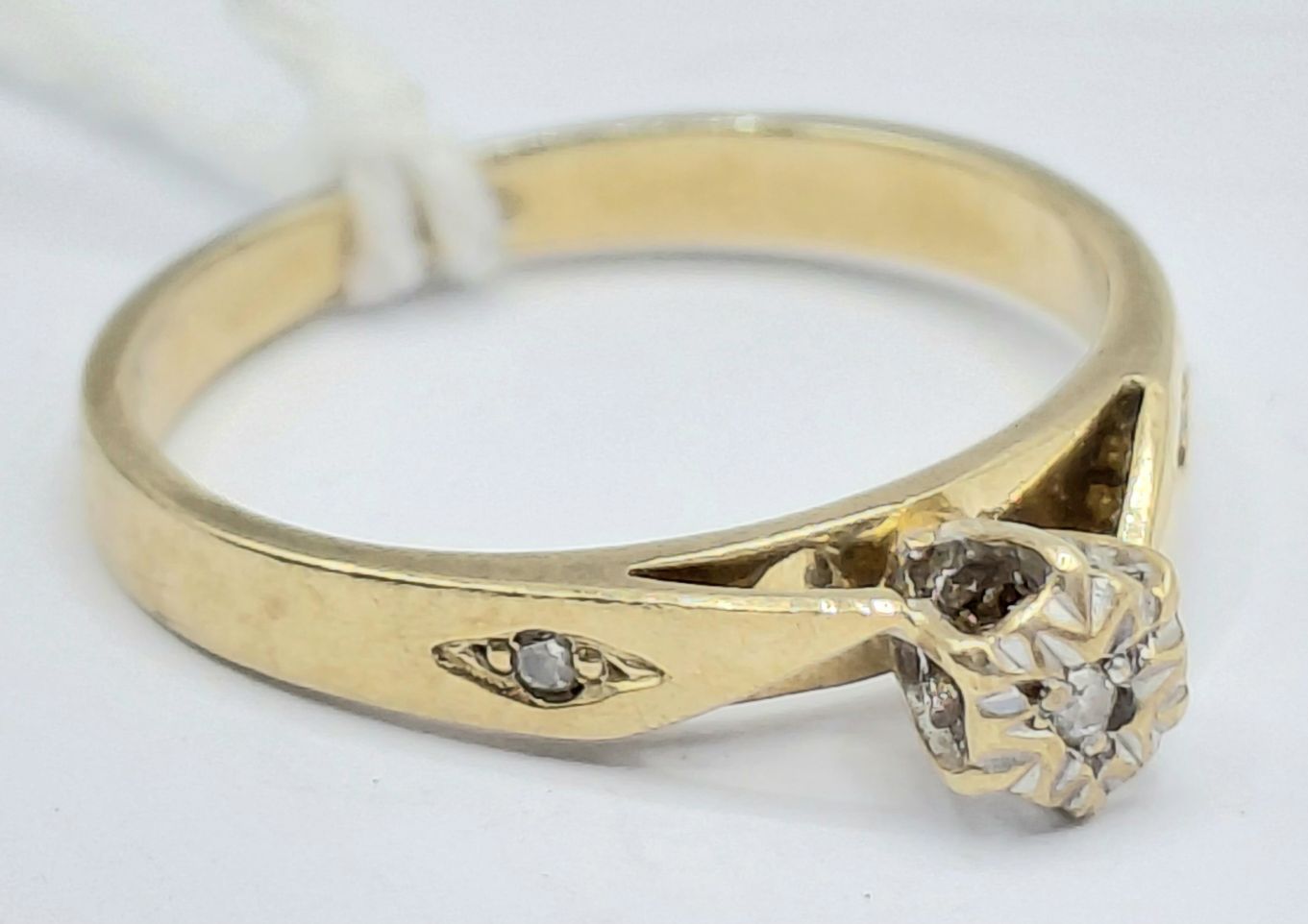 9ct Gold Diamond Ring