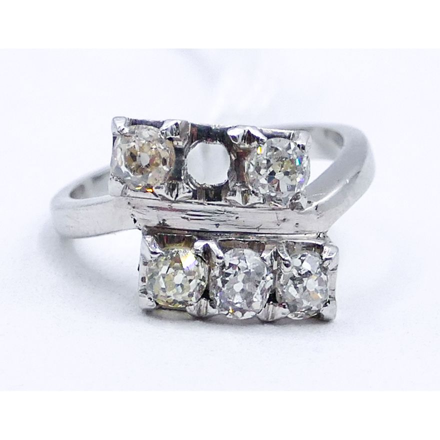 Ladies 1ctw Diamond Platinum Ring Size 5.5 - 5.1 Grams