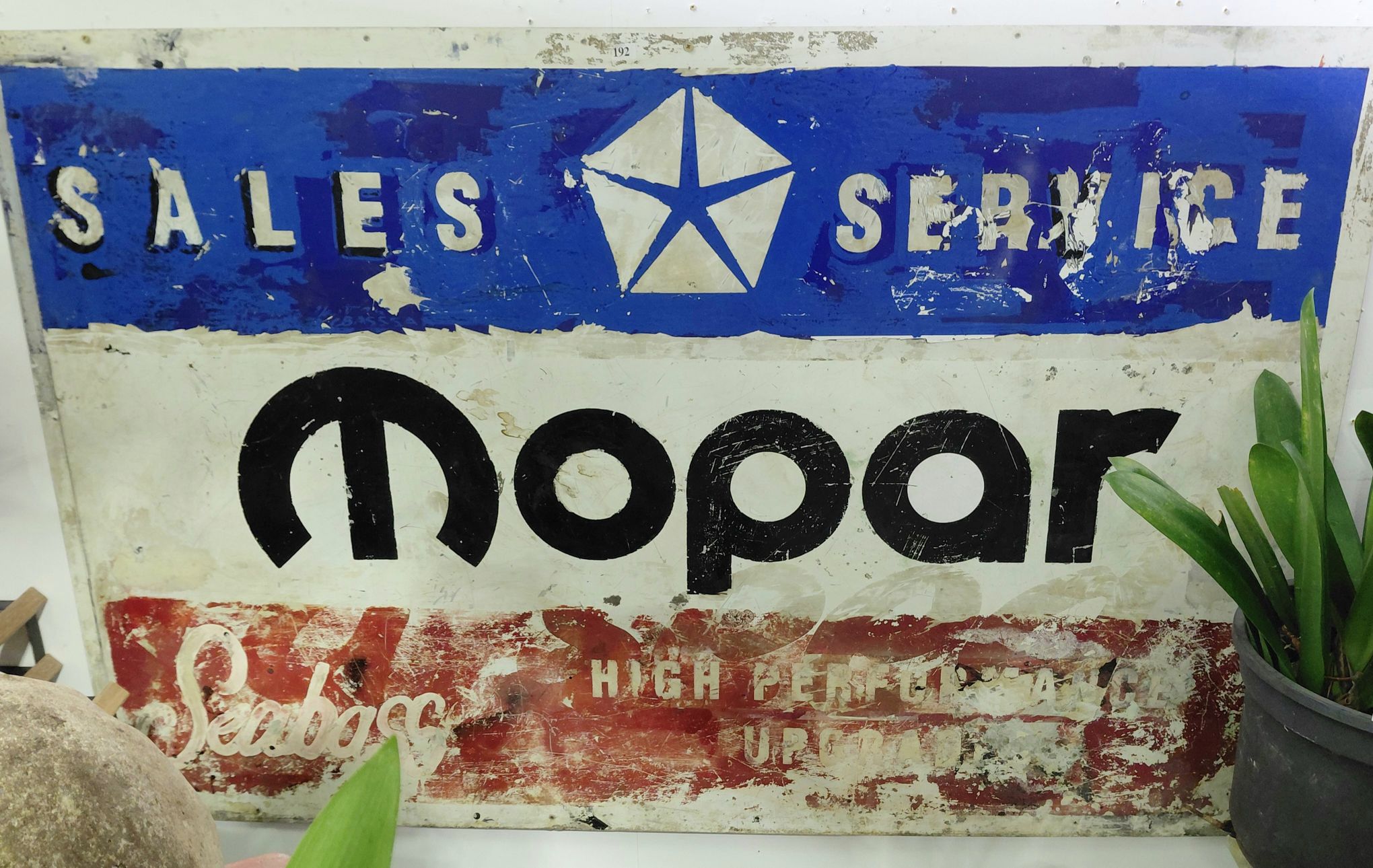 192 · MOPAR AUTOMOTIVE METAL SIGN