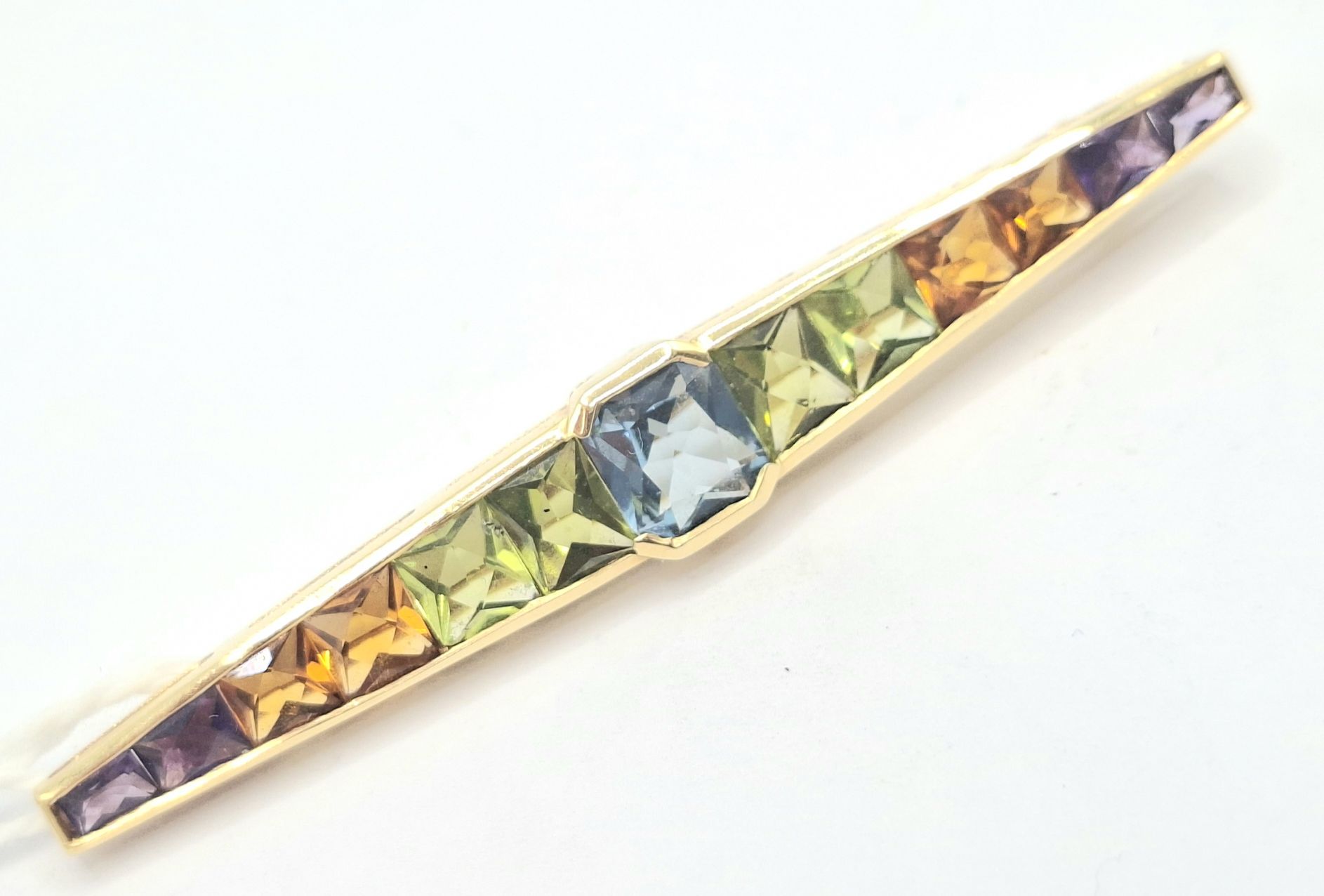 298 · 14CT GOLD BROOCH