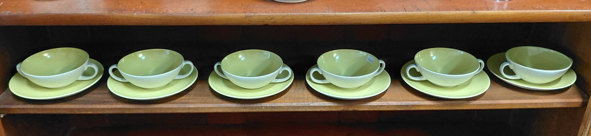 114 · POOLE ENGLAND SOUP COUP SET