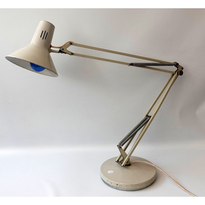 LARGE VINTAGE ANGLE POISE LAMP