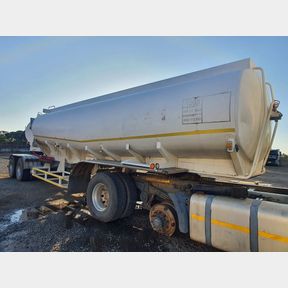 2005 D & M BRIDGER UNIT D/AXLE SEMI INTERLINK FUEL TANKER TRAILER (26 000 LITRES WITH HENRED FRUEHAUF AXLE) LEADER