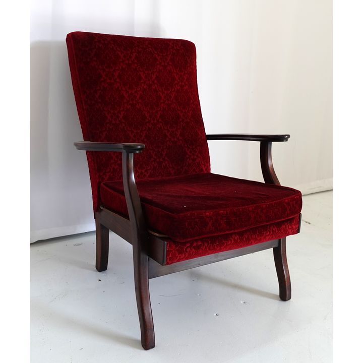 UPHOLSTERED ARMCHAIR