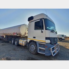 2000 MERCEDES-BENZ ACTROS 2648LS/33 D/AXLE HORSE
