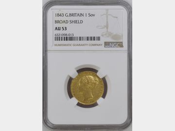 1843 VICTORIA YOUNG HEAD 'BROAD SHIELD' LONDON MINT GOLD SOVEREIGN AU53