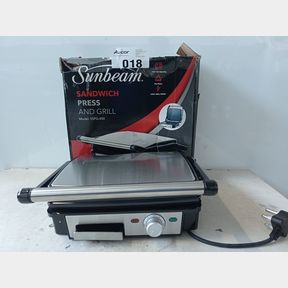 SUNBEAM - 4-SLICE SANDWICH PRESS GRILL - SSPG-400 - SSPG-400 (DENT AND PLASTIC BROKEN- COSMETIC DAMAGE)