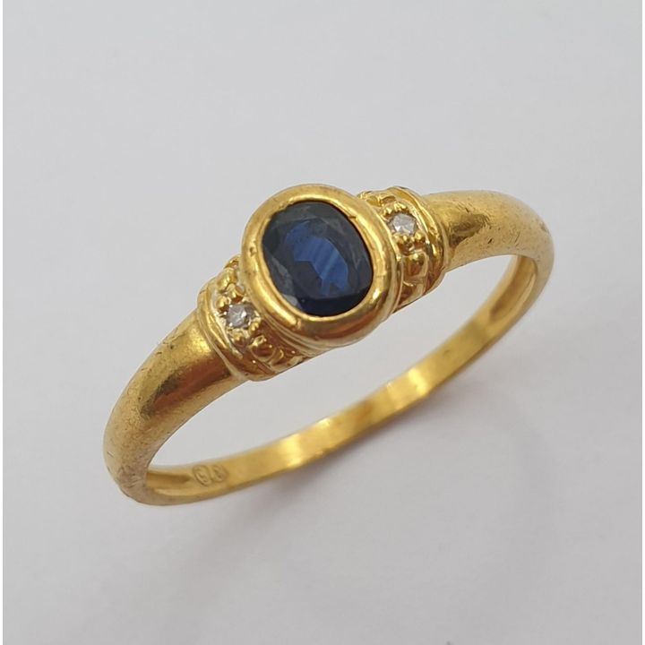 9ct Y/G Sapphire & Diamond Ring