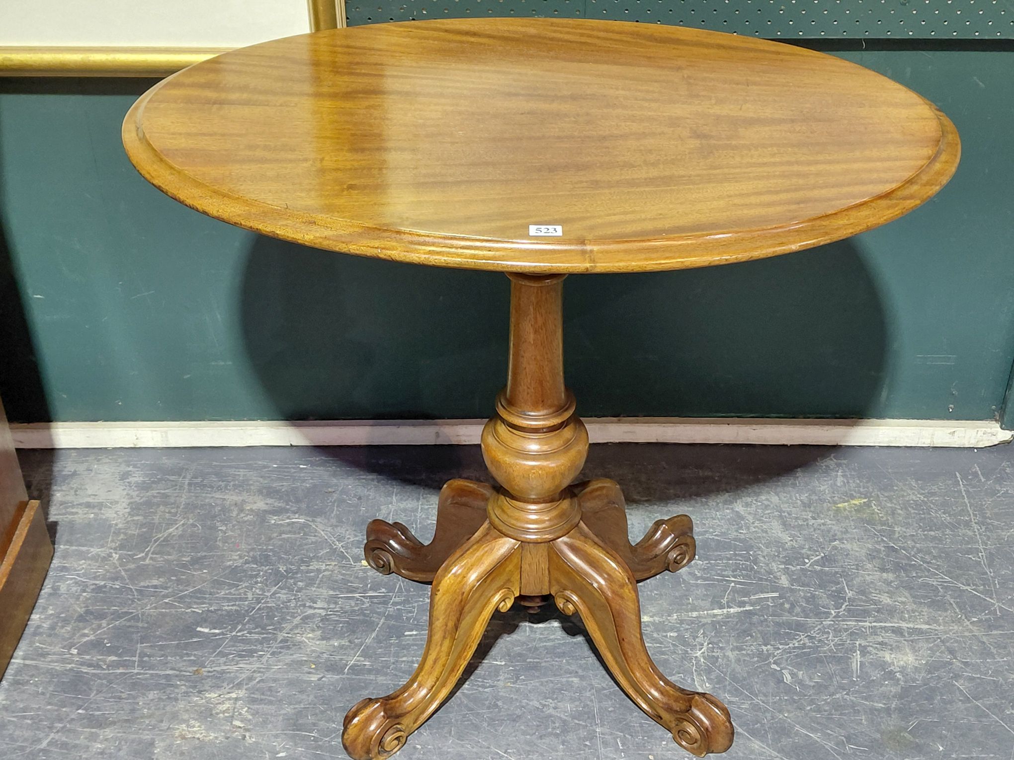 523 · VICTORIAN WINE TABLE