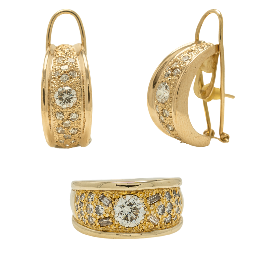 JUEGO DE ANILLO Y ARETES CON DIAMANTES