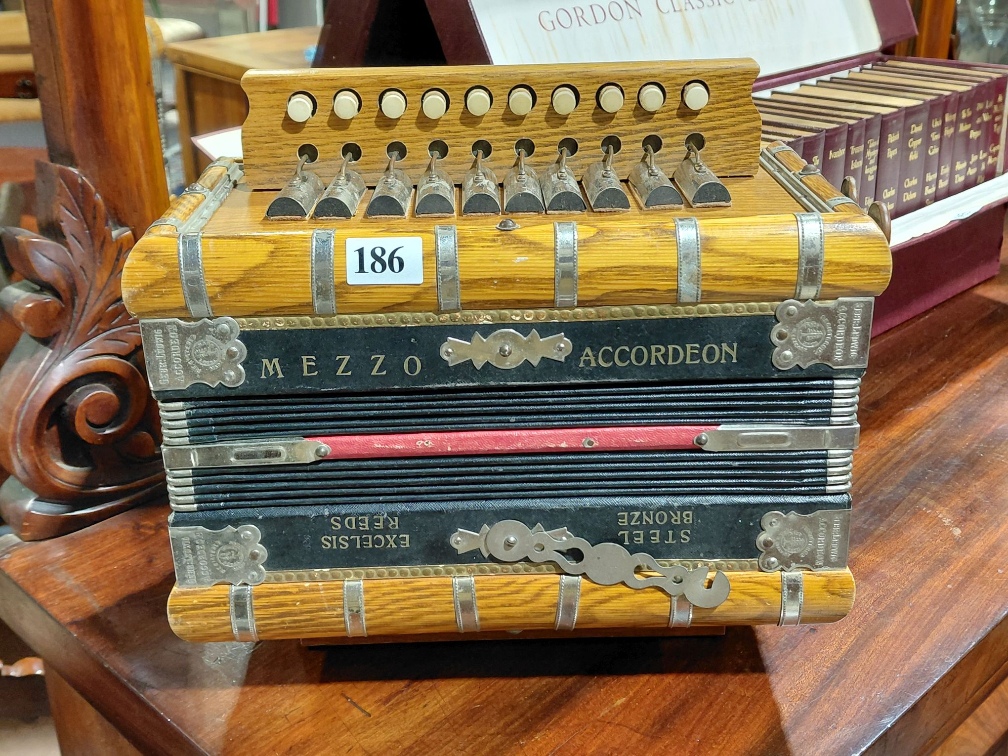 186 · VINTAGE MEZZO ACCORDION