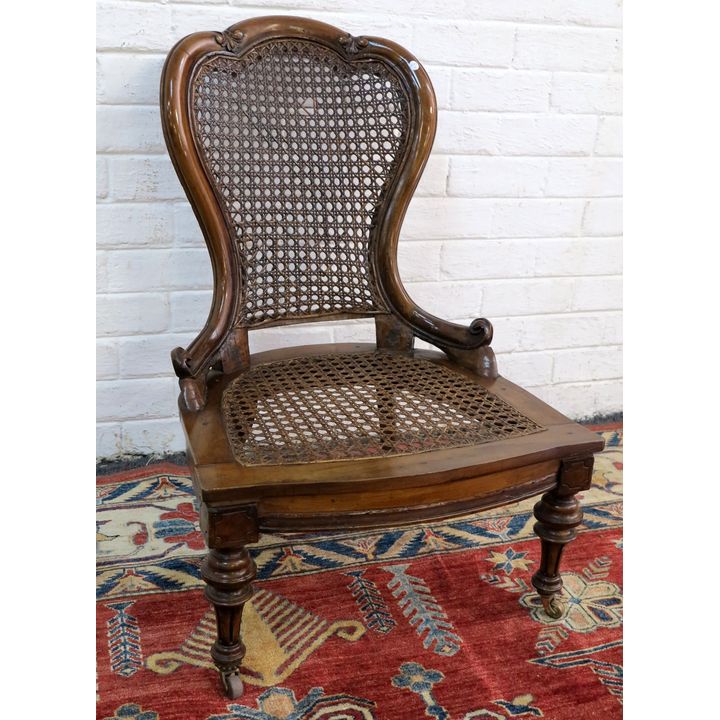 VICTORIAN MAHOGANY CHAIR,