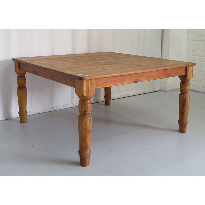 PINE DINING TABLE