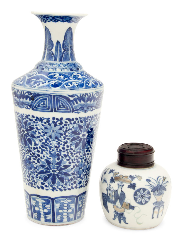 Two Blue and White Porcelain Vessels
Height of taller 12 3/4 in., 32.4 cm.