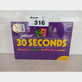30 SECONDS JUNIOR ENGLISH BOARD GAME - THE QUICK THINKING FAST TALKING GAME