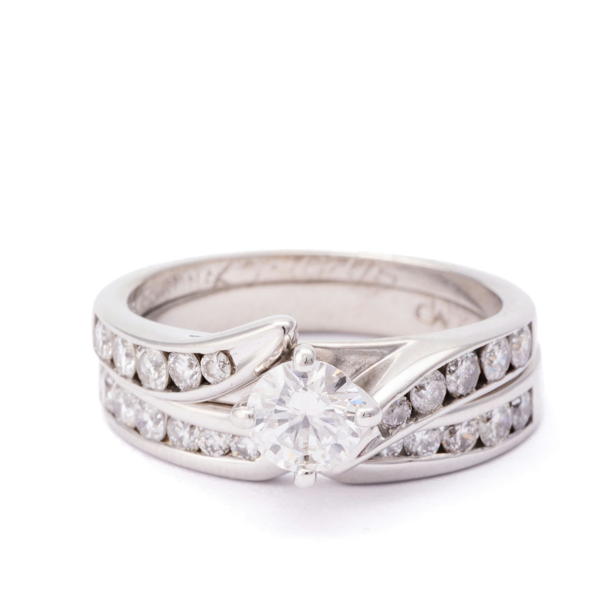 1.00 Carat Diamond Ring Set 18ct Gold,