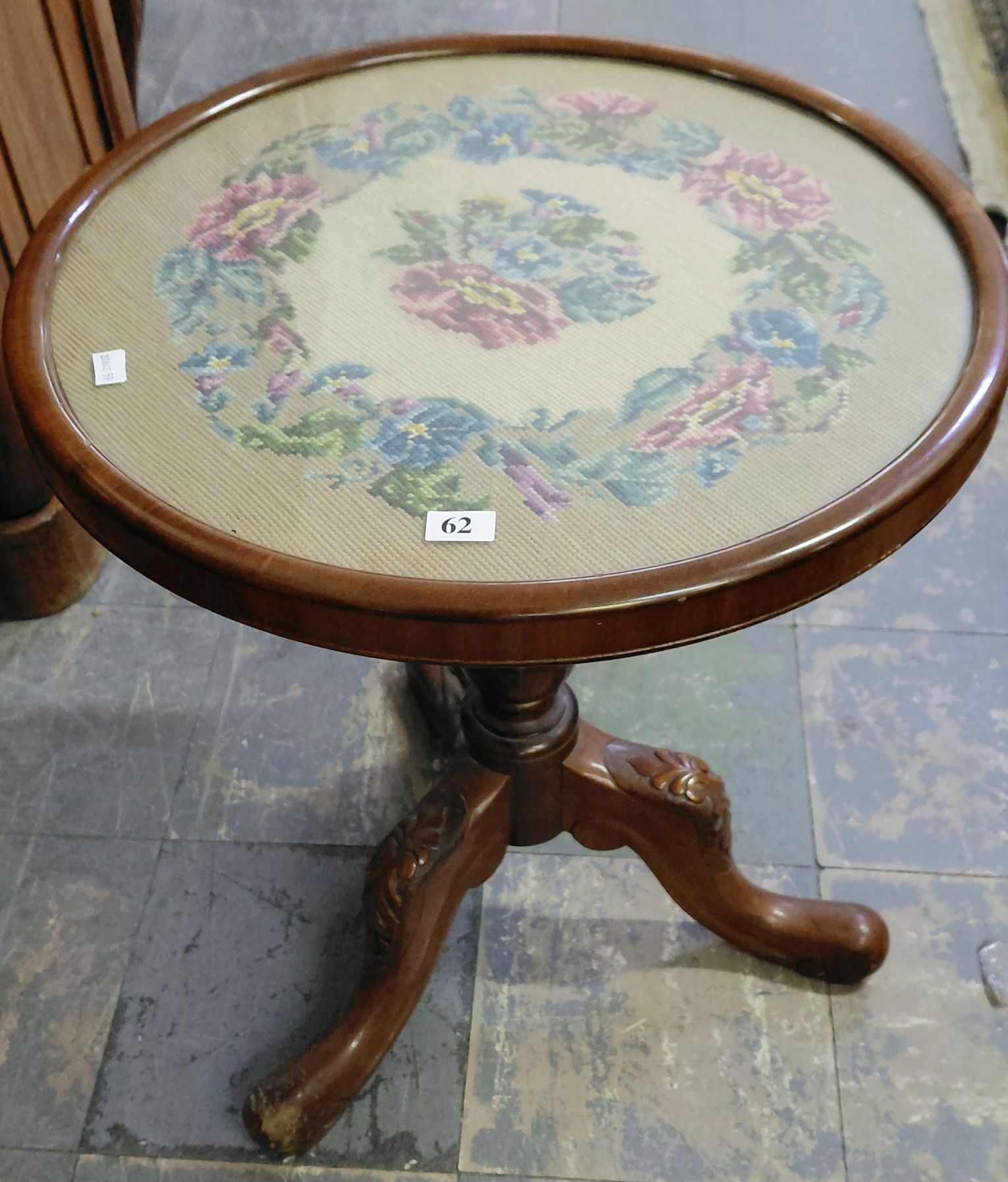 62 · WINE TABLE
