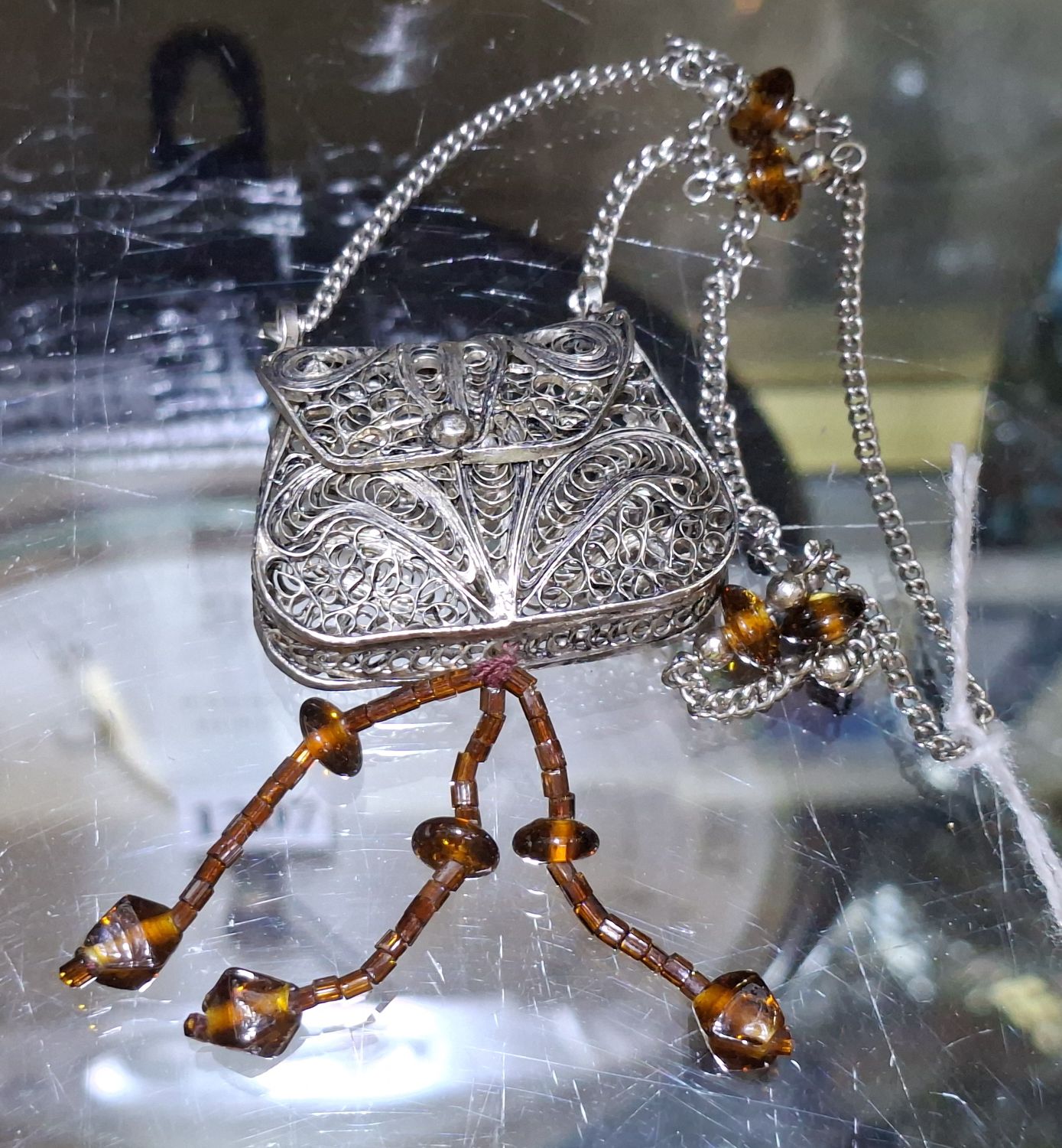 1199 · FILIGREE MINIATURE HANDBAG