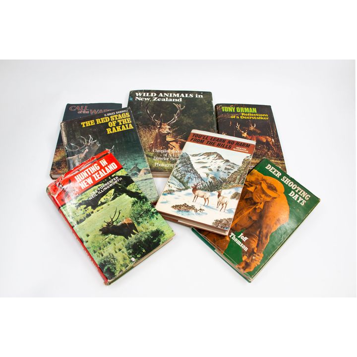HUNTING BOOKS - [7 Titles]