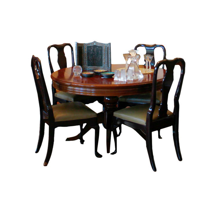 ANTECOMEDOR ESTILO REGENCIA
