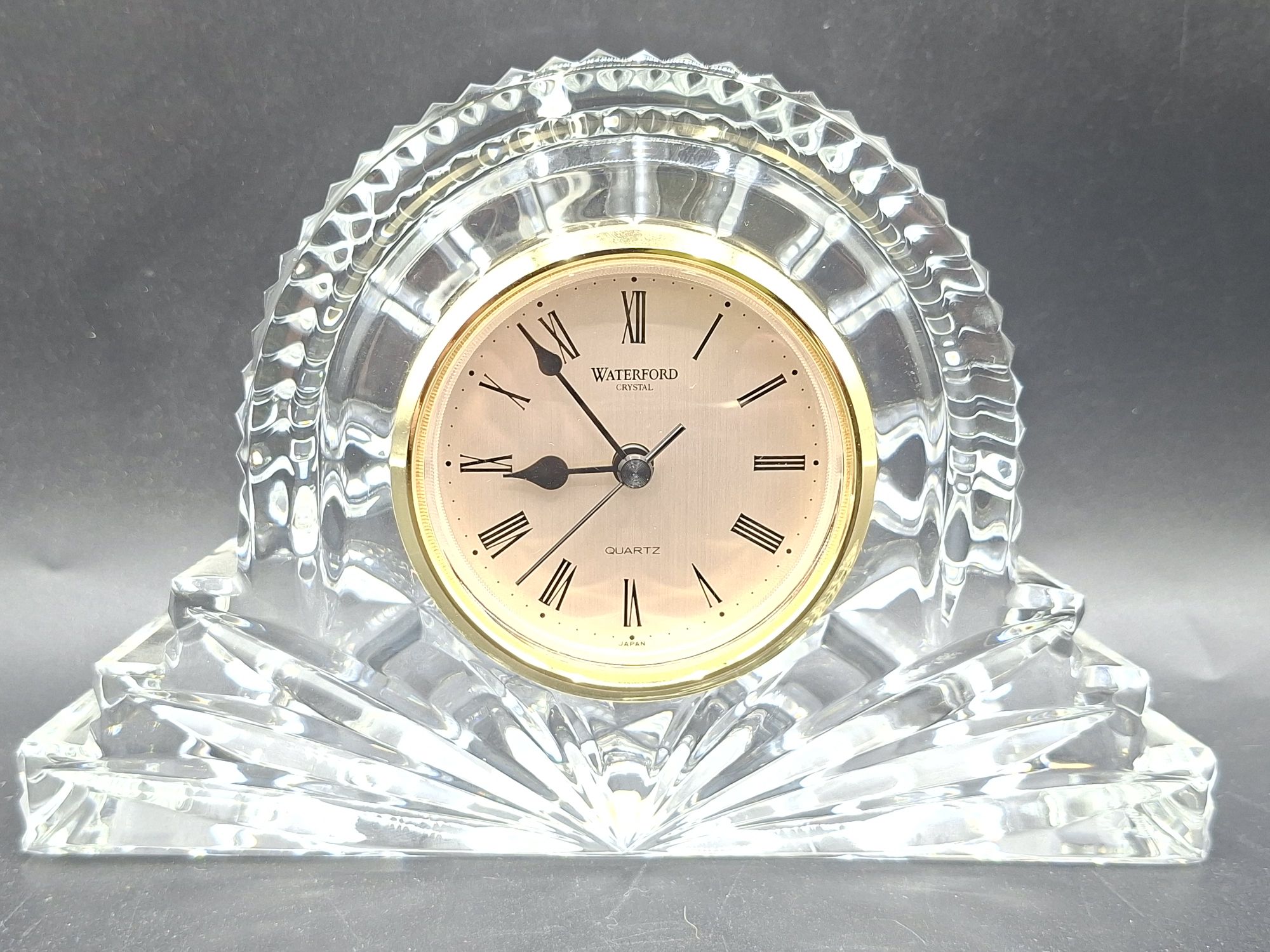 WATERFORD IRELAND CRYSTAL COTTAGE CLOCK